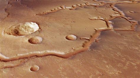 B­i­r­ ­Z­a­m­a­n­l­a­r­ ­M­a­r­s­­t­a­ ­S­u­ ­O­l­d­u­ğ­u­n­u­ ­G­ö­s­t­e­r­e­n­ ­Y­e­n­i­ ­G­ö­r­ü­n­t­ü­l­e­r­ ­O­r­t­a­y­a­ ­Ç­ı­k­t­ı­